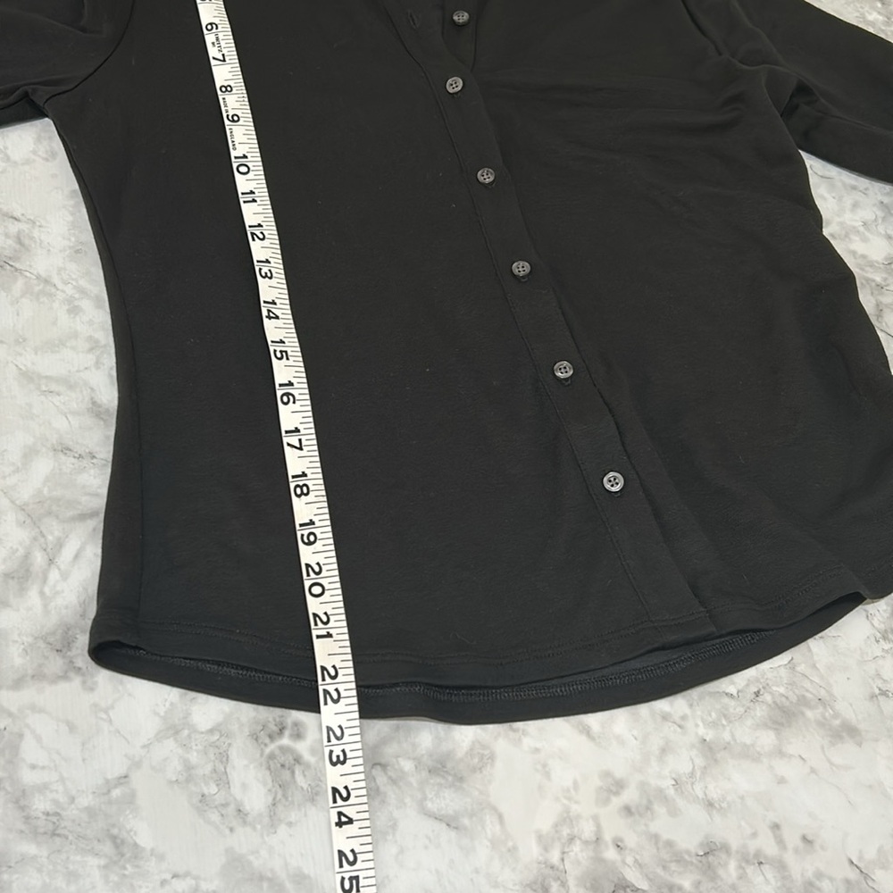 BANANA REPUBLIC WOMENS BLOUSE  BUTTON DOWN BLACK Sz SMALL - Picture 8 of 9